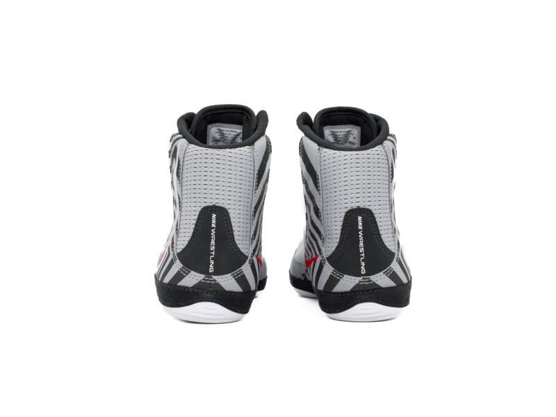 NIKE Inflict 4 SE, White/University Red/Wolf Grey Anthracite