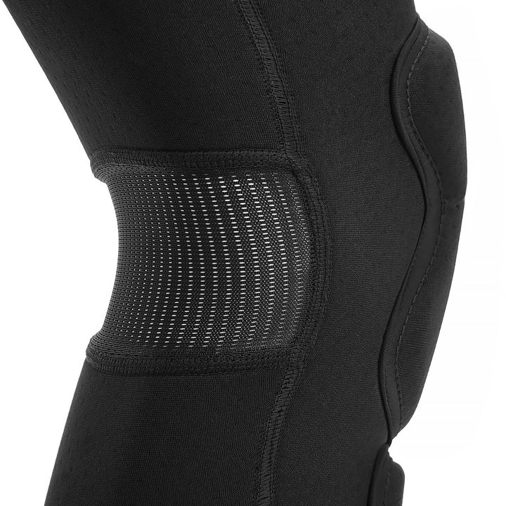 Booster B-Force Kneeguards / Knee Protectors Black